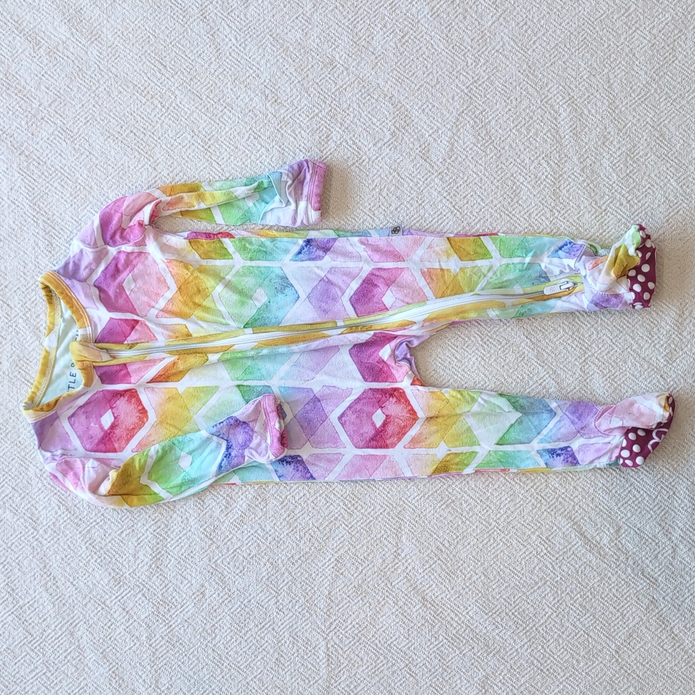 Little Bum Bums / Bums and Roses Color My World Zippy 3-6